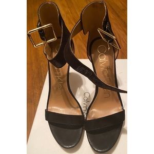 Calvin Klein heel’s
